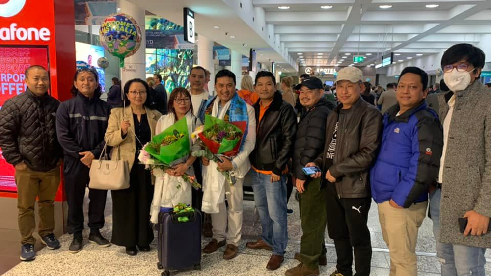 अस्ट्रेलिया आइपुग्नुभयो गायक बम्जन र गायिका नेम्वाङ